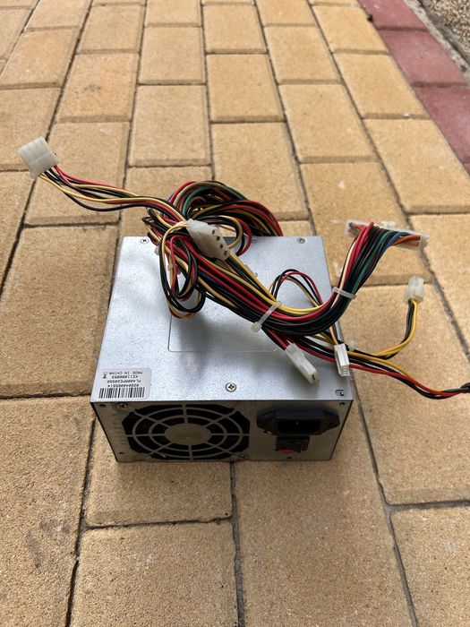 Захранване за компютър