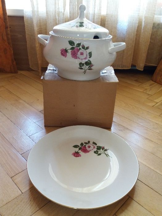 Продам новый чайно-столовый сервиз