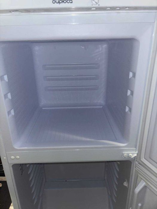 Продам холодильник Холодильник Бирюса 153