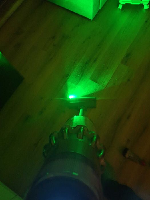 Aspirator vertical Dyson V11, baterie nou, perie laser, perfect