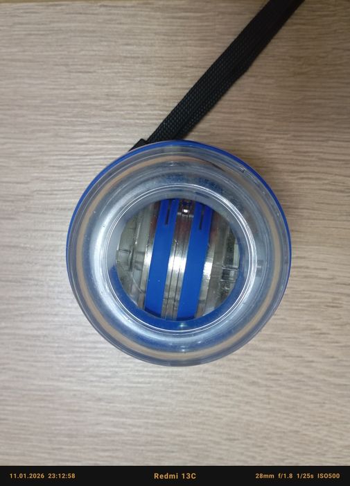 Гироскопический тренажер для кисти