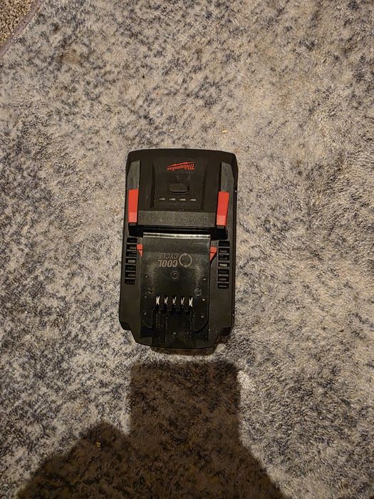 Baterie milwaukee  noua si nefolosita