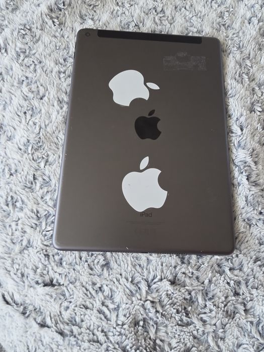 iPad 7 cu sim 32 gb