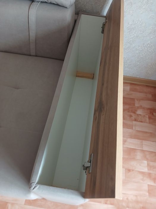 Продам диван в отличном состоянии
