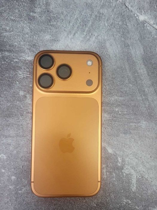 Apple IPhone 17 Pro(Балхаш Русакова2) лота106/7543