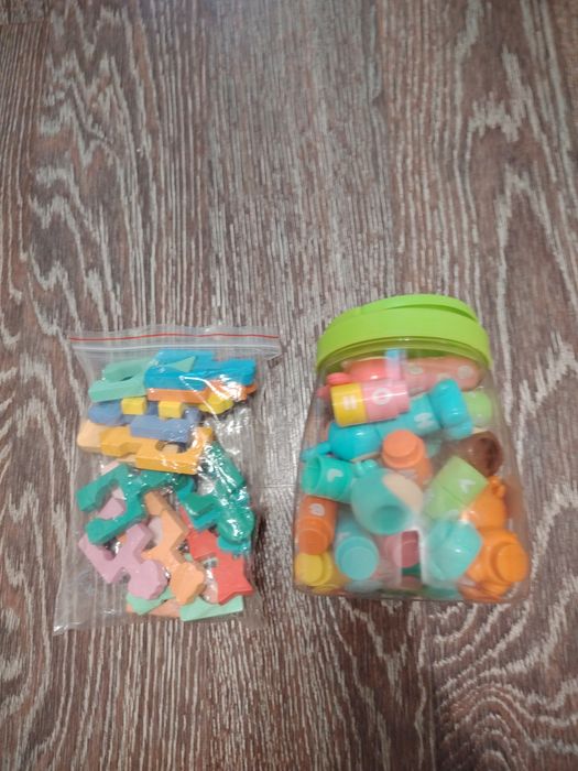 Продам развивающие игрушки