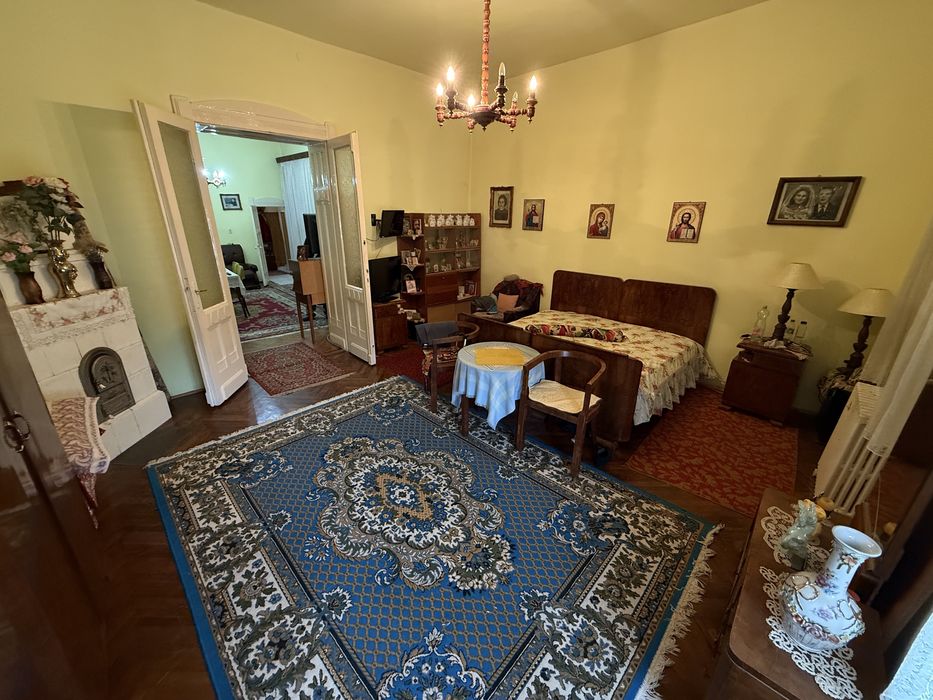 Ofer spre vanzare APARTAMENT ULTRACENTRAL in Asociatie