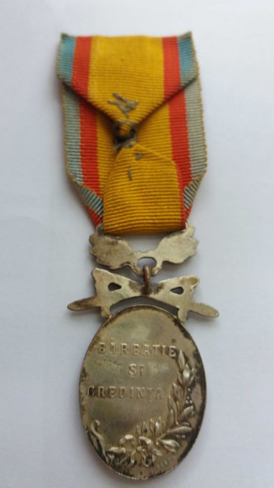 Medalie "Barbatie si Credinta" cu semnatura gravorilor