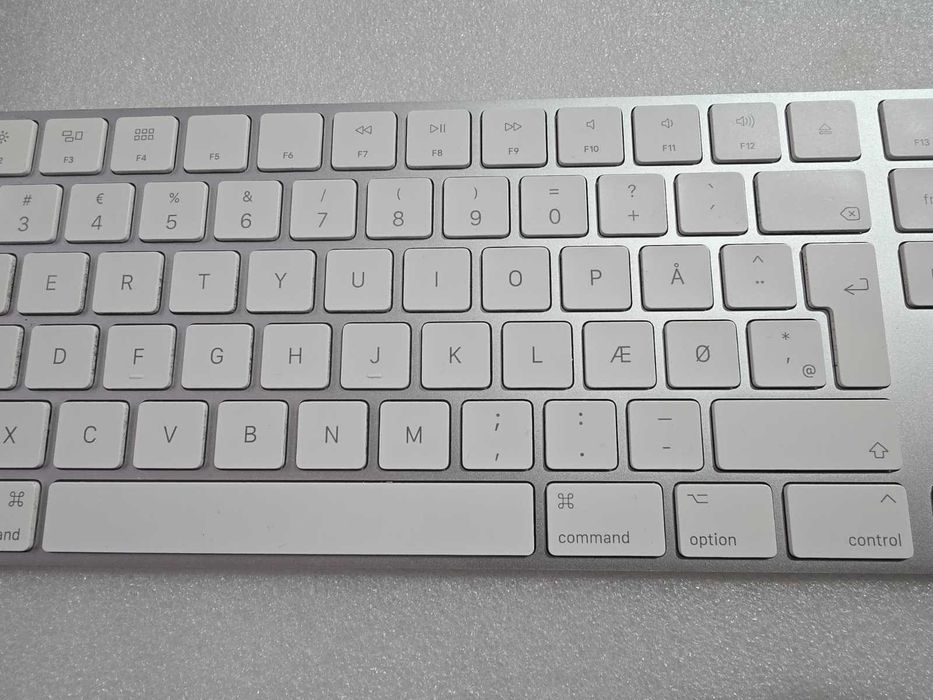 Tastatura Wireless Apple Magic Keyboard cu Keypad Numeric A1843, Lightning