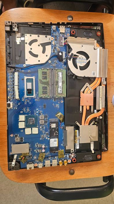 Reparații Laptop/Calculator |Instalare Windows/Linux |București/Ilfov