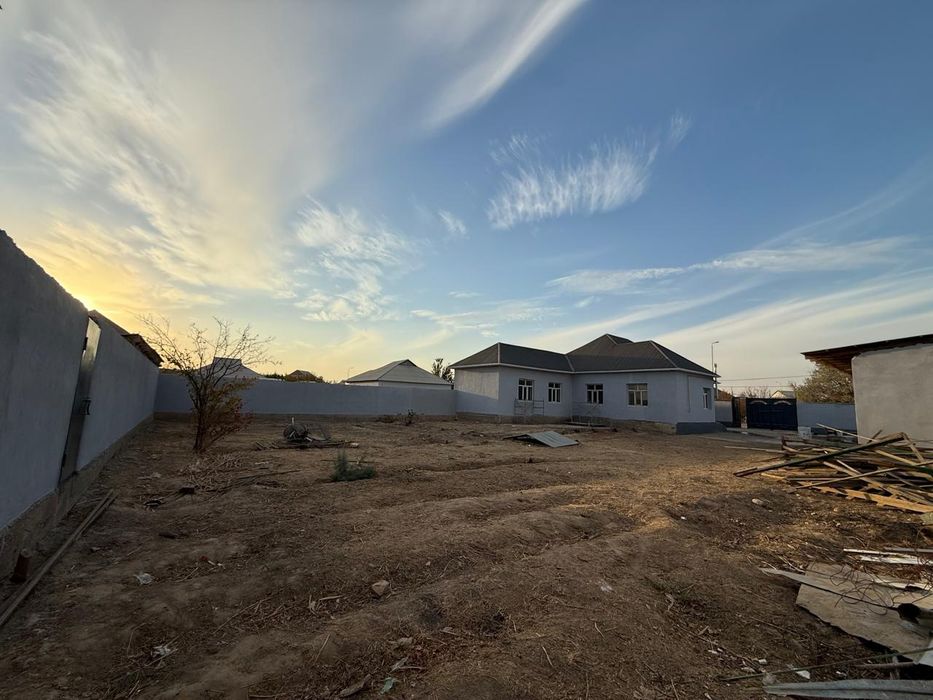 Продам Дом 5 комнат