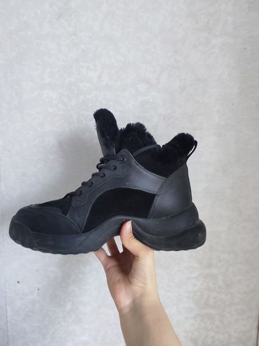 Зимние женские ботинки.