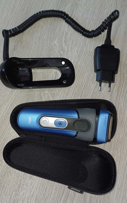 Електрическа самобръсначка Braun CoolTec