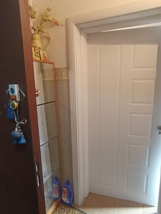 Бели интериорни врати от МДФ