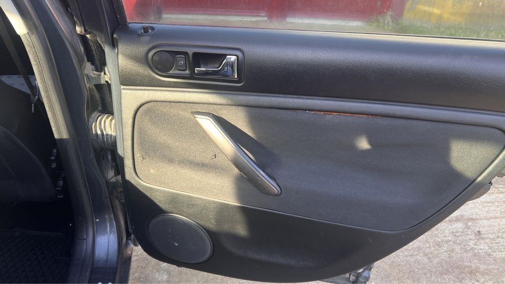 Vând piese auto – VW Passat B5 (2002)