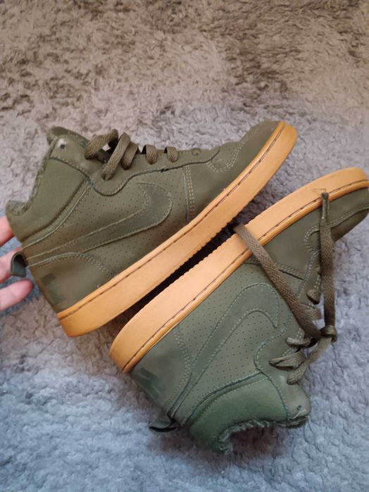 Adidas nike.ciloarea verde.marimea 36.