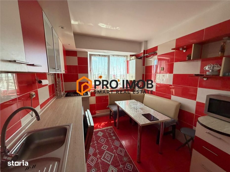 Apartament 2 camere cf 1 semidecomandat zona Unirii Sud