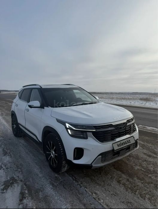 Машина Kia Seltos. 2024год