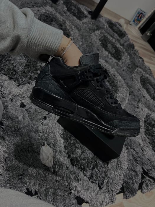 Air jordan retro 4 black cat unisex