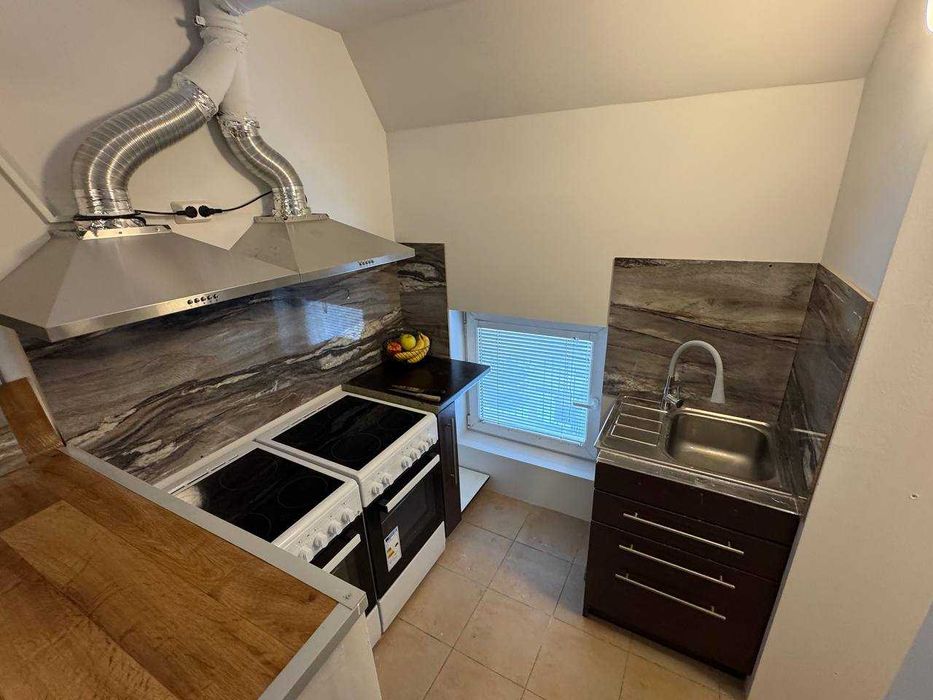 Стаи за служители/работници - град София с. Мрамор