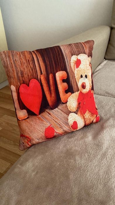 Декоративная подушка