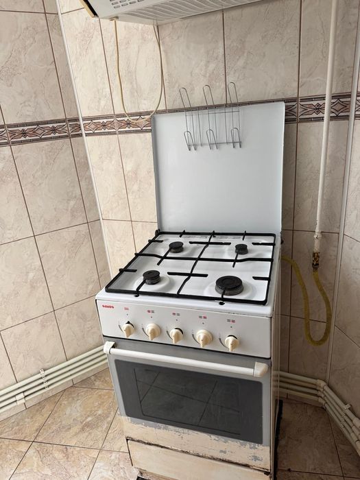 Închiriez apartament 2 camere, micro 13B