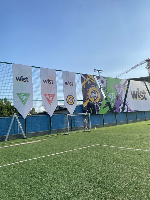 Tashqi reklama banner yonuvchi harflar