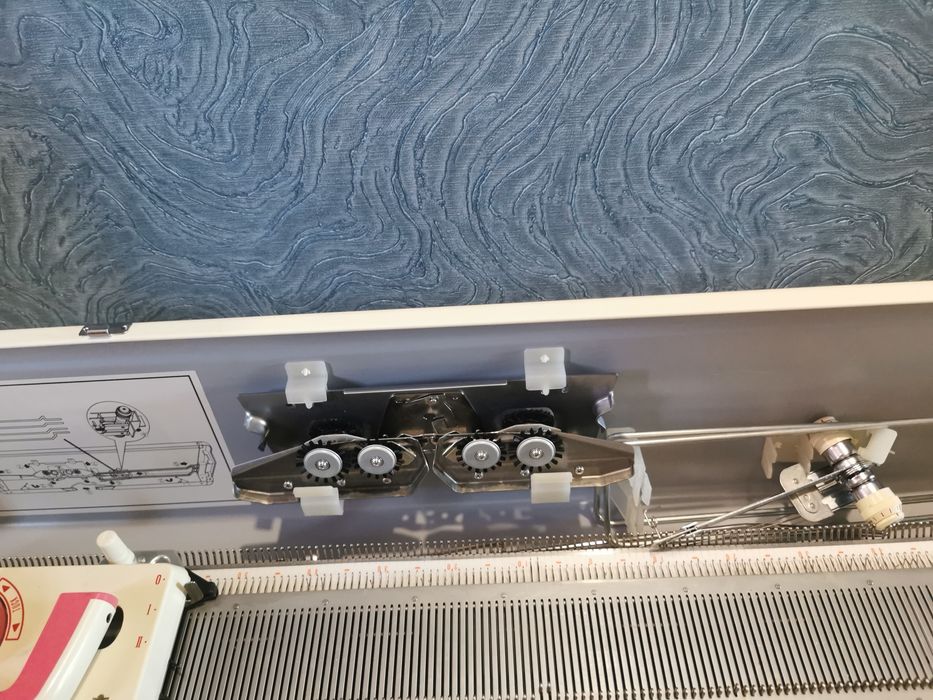 Новая вязальная машина японская Toyota