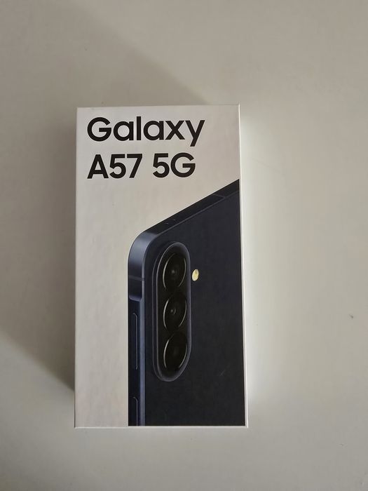 Vând Samsung A57 5G 128gb