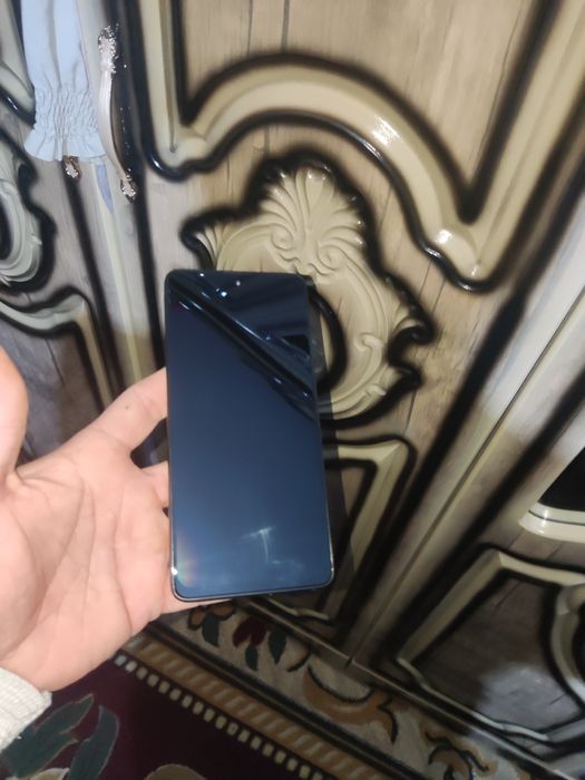 Samsung A51 aybi yo'q