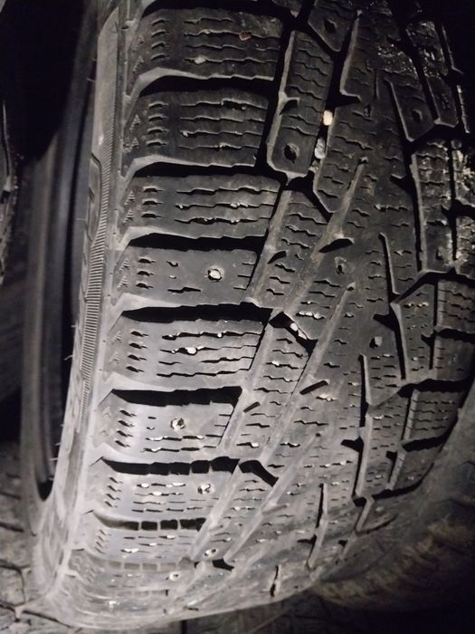 2 шины Cordiant 215 55 R16.
