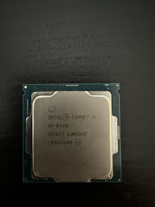 Procesor i5 8400 si placa video Gtx 1050TI