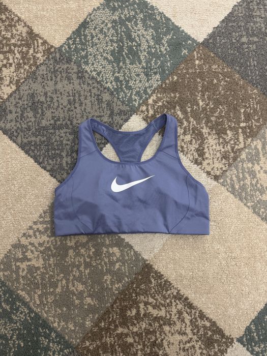 Дамско бюстие Nike