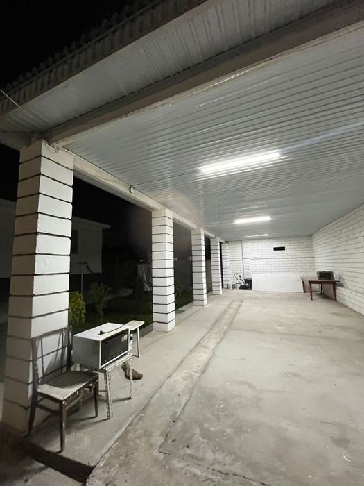 Арайда үй сатылады