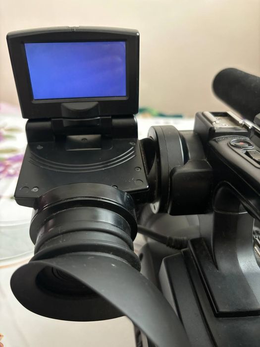 Видеокамера Sony HVR-HD1000E