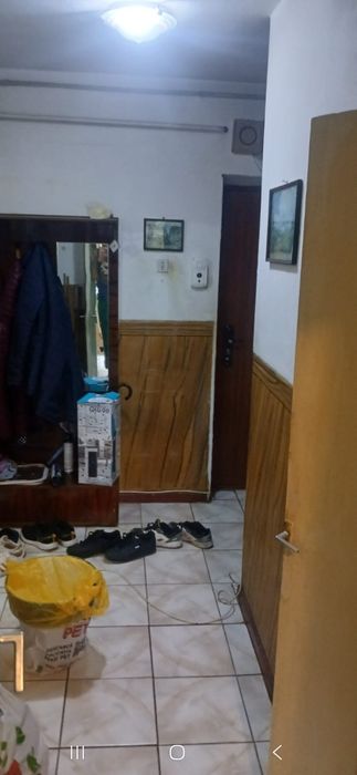 Vând apartament 2 camere semidecomandat Slobozia