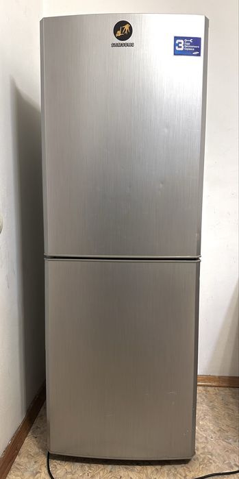 Продам холодильник Samsung