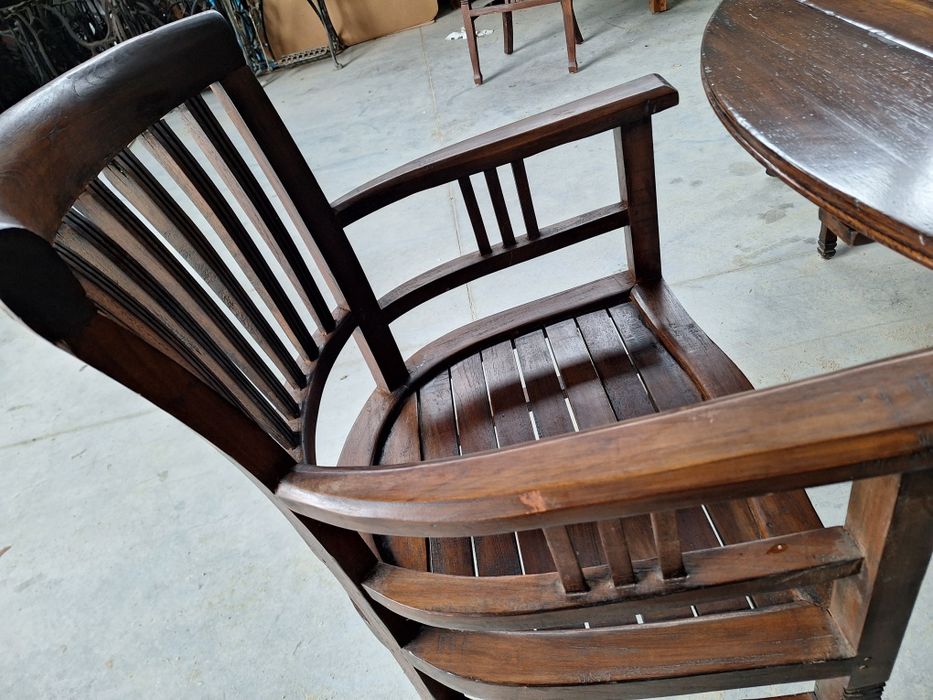 Голяма трапезна Дъбова маса със 6 стола