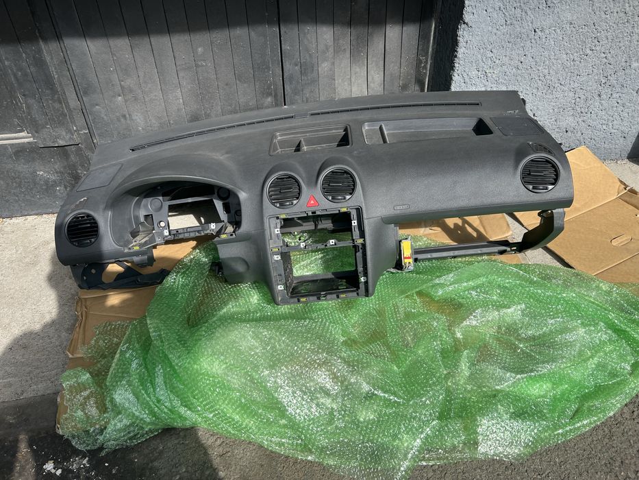 Planșă bord VW Caddy 2008