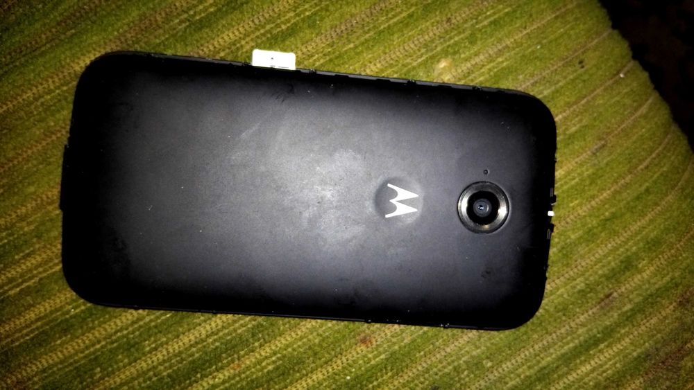 Motorola XT1524 zapazen