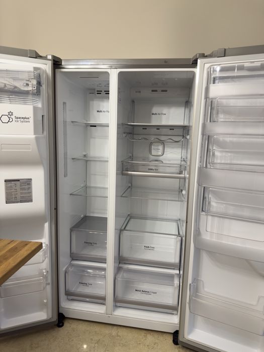 Frigider Side by side LG GSS6676SC No Frost