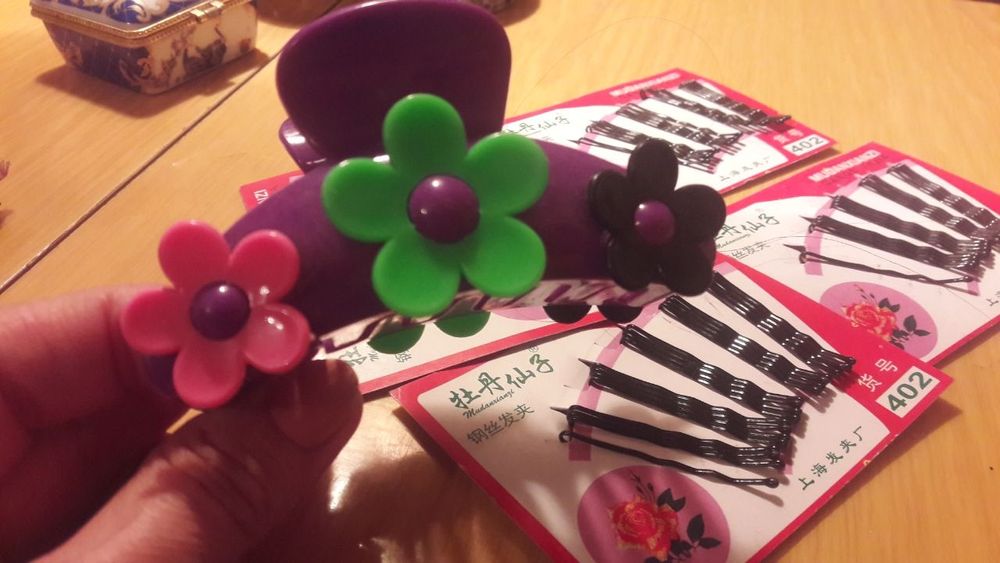 Заколки в школу для девочек и женщин