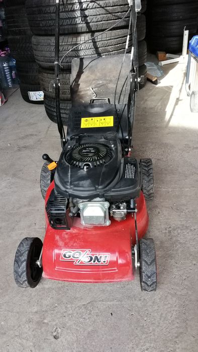 Бензинова косачка