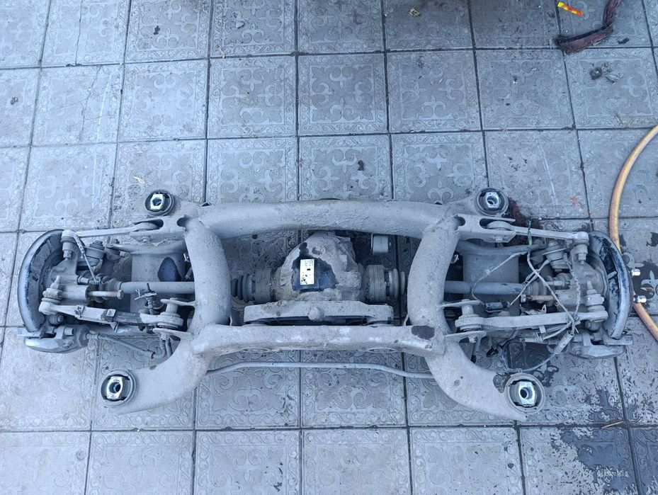 Запчасти БМВ е39