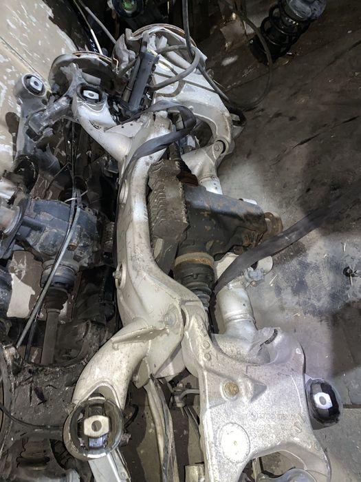 Балка на БМВ Е60 е65 е90. Ходовая часть. Редуктора.