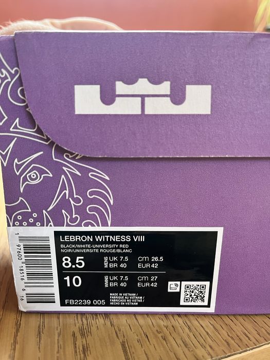 Nike Lebron Witness VIII