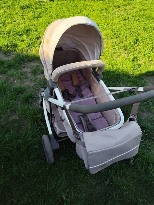 Продам детскую коляску