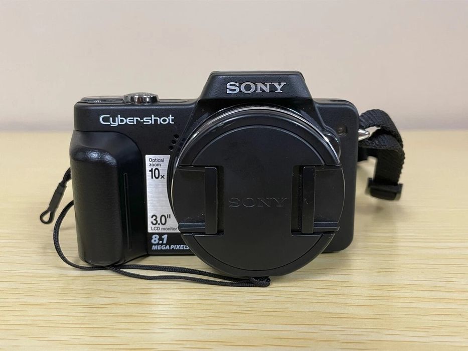 Vând Sony Cyber-Shot 8.1