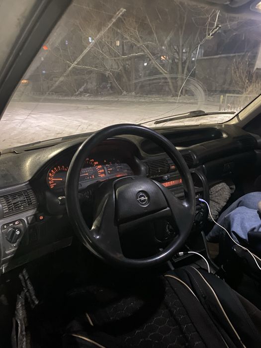 Продам машину на ходу