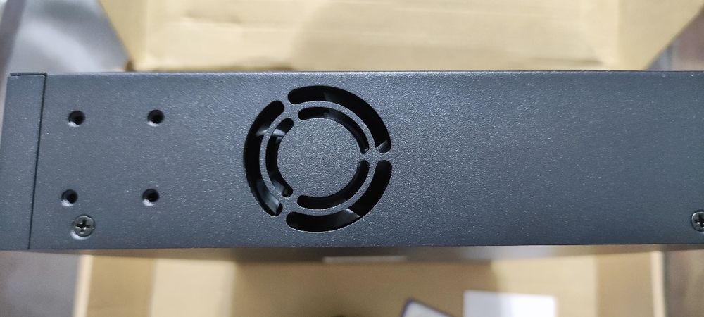 Switch de rețea Sodola 8 port 10G cu gestionare web